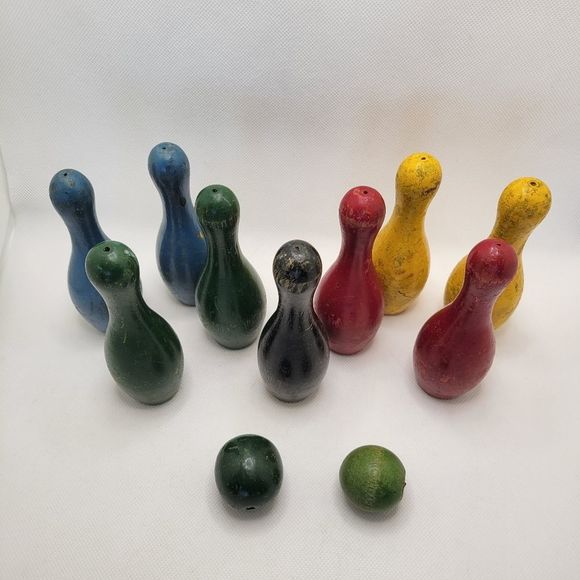 Mid-Century Wooden Toy Bowling Pin and Ball Set 1950s Rainbow - Picture 3 of 12